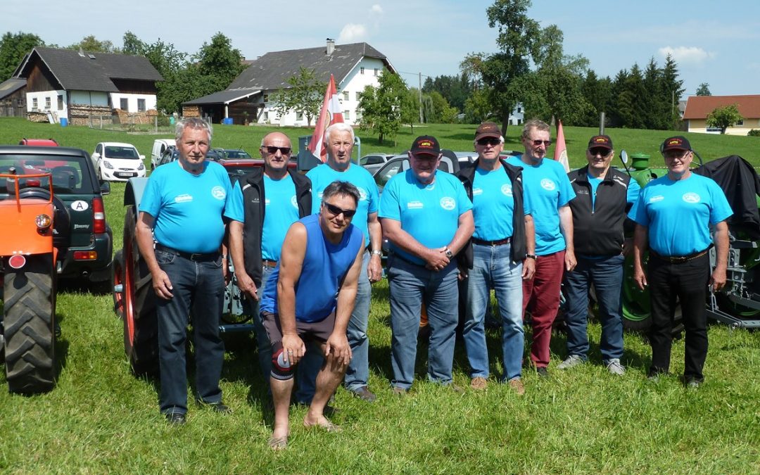 Traktortreffen in Aurach am Hongar